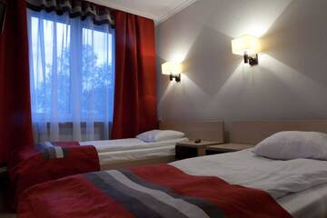 Фото номера Двухместный номер с 2 отдельными кроватями Отель Hotel Dodo г. Билгорай 4