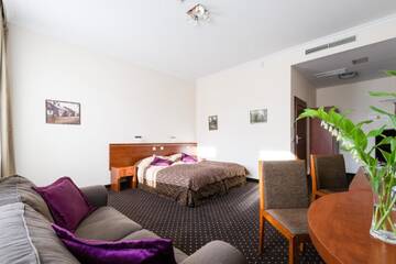 Фото номера Апартаменты (для 2 взрослых) Отель Hotel Sitarska г. Билгорай 2
