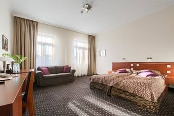 Фото номера Апартаменты (для 2 взрослых) Отель Hotel Sitarska г. Билгорай 3
